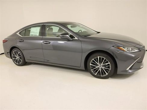 New 2025 Lexus ES 350 w/ Premium Package image 5