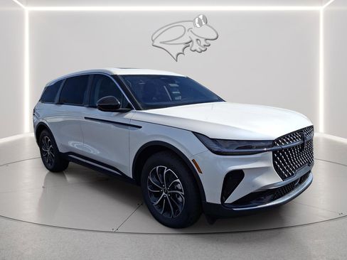 New 2026 Lincoln Nautilus Premier w/ Equipment Group 102A image 5