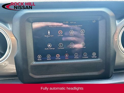 Used 2019 Jeep Wrangler Unlimited Sahara AWD/4WD image 15