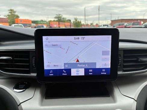 Used 2023 Ford Explorer XLT w/ Equipment Group 202A AWD/4WD image 26