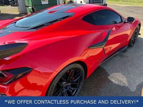 Used 2024 Chevrolet Corvette Z06 w/ Z07 Performance Package RWD image 2