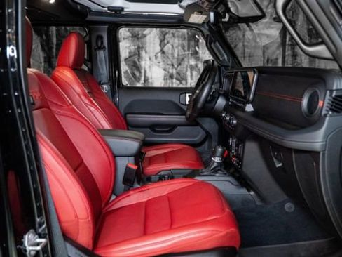 Used 2024 Jeep Wrangler Unlimited Rubicon 392 AWD/4WD image 9