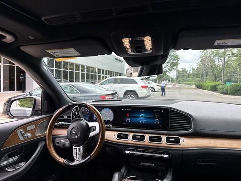 Used 2022 Mercedes-Benz GLE 350 4MATIC image 8