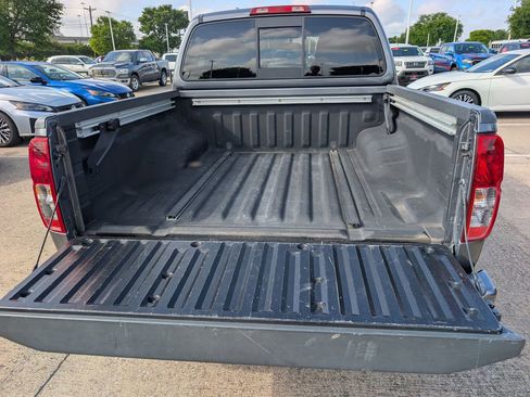 Certified 2020 Nissan Frontier SV w/ Midnight Edition Floor Mats RWD image 27