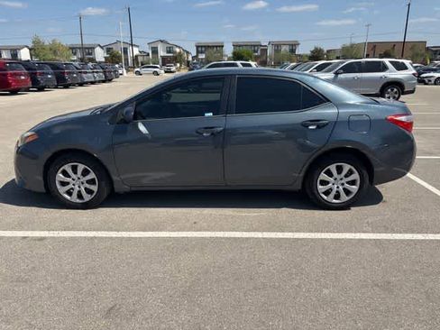 Used 2014 Toyota Corolla LE image 2