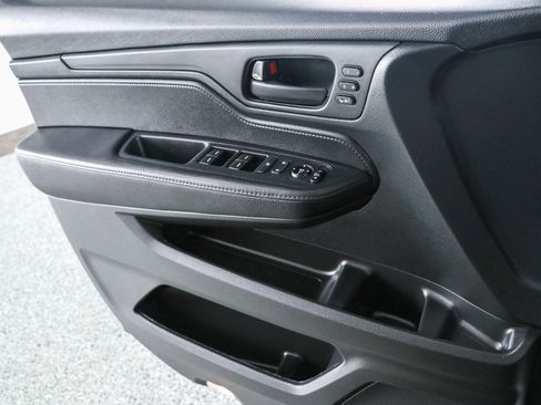 Used 2024 Honda Odyssey EX-L image 22