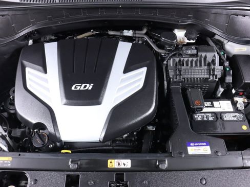 Used 2019 Hyundai Santa Fe XL SE image 46