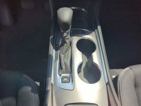 Used 2022 Chevrolet Malibu LT FWD image 16