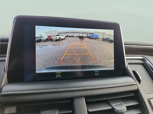 Certified 2023 Chevrolet Suburban Premier image 11