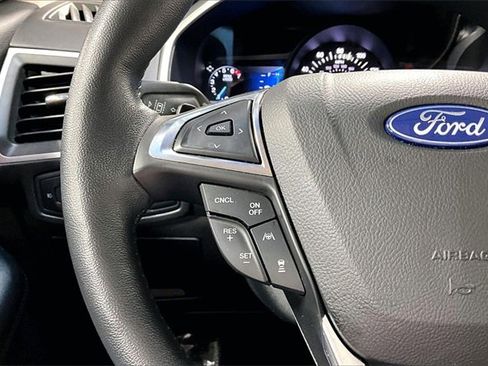 Used 2020 Ford Edge SEL w/ Convenience Package image 12