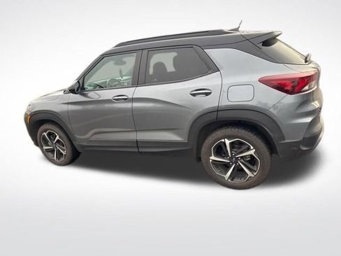 Used 2021 Chevrolet TrailBlazer RS w/ Sun and Liftgate Package image 7