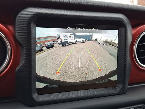 Used 2021 Jeep Wrangler Unlimited Rubicon image 17