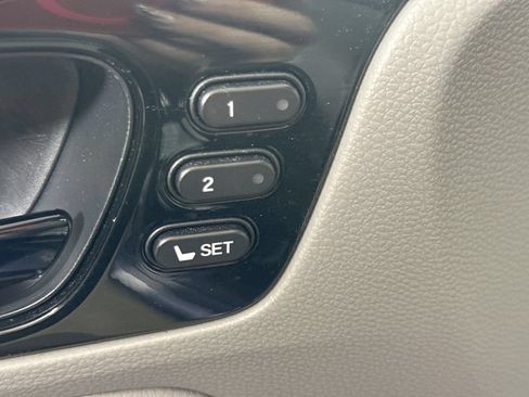Used 2023 Honda Odyssey Touring image 23