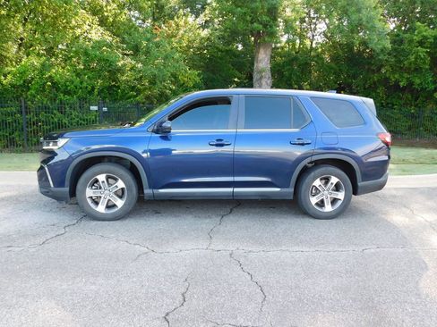 Certified 2025 Honda Pilot EX-L image 2
