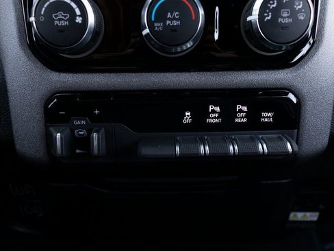 Used 2025 RAM 1500 Tradesman image 32