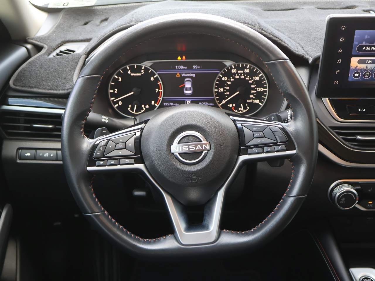 Used 2023 Nissan Altima 2.5 SR w/ SR Premium Package FWD image 13