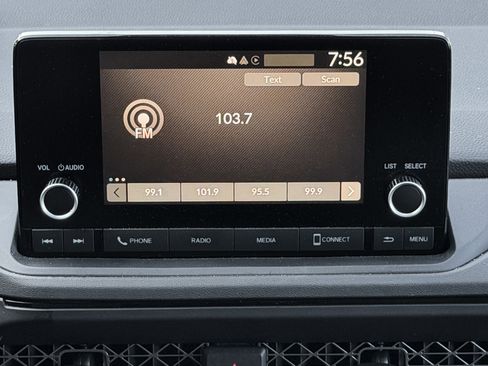 Used 2025 Honda Accord SE image 11