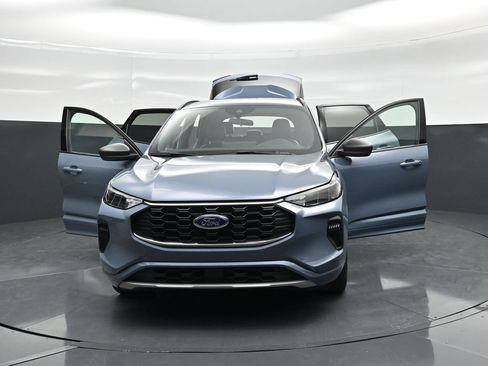 Certified 2024 Ford Escape ST-Line w/ Tech Pack #1 FWD image 26