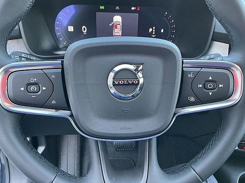 New 2026 Volvo XC40 B5 Core image 21