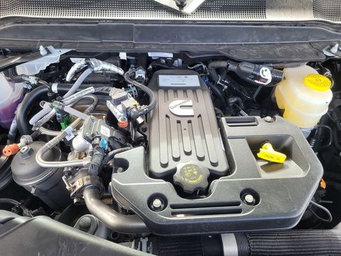 New 2026 RAM 3500 Big Horn AWD/4WD image 62