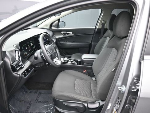 Certified 2023 Kia Sportage LX image 18