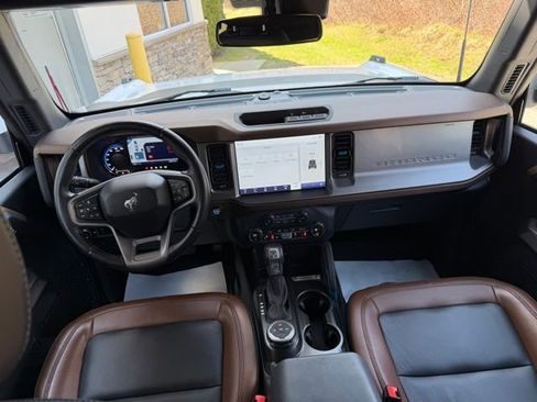Used 2023 Ford Bronco Outer Banks image 41