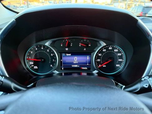 Used 2021 Chevrolet Equinox LT image 20