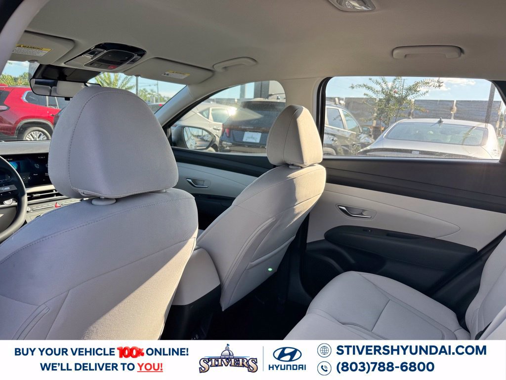 New 2026 Hyundai Tucson SE w/ Tow & Go Package FWD image 21