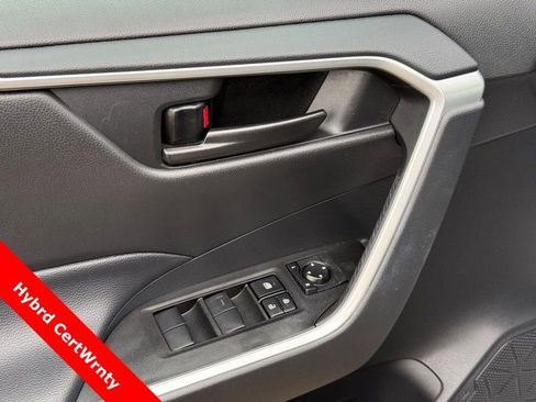 Used 2024 Toyota RAV4 LE image 18