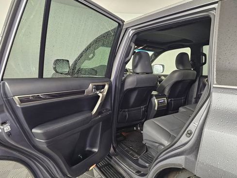 Used 2020 Lexus GX 460 Premium image 19