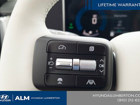 New 2026 Hyundai Santa Fe SE image 28