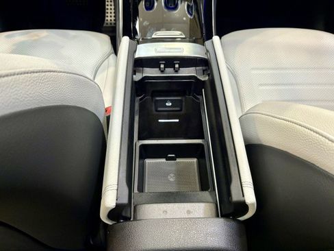 New 2026 Mercedes-Benz GLC 300 image 17