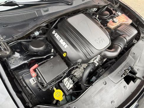 Used 2018 Dodge Charger R/T RWD image 24