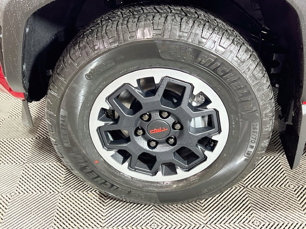 Used 2026 Toyota 4Runner TRD Off-Road Premium AWD/4WD image 24
