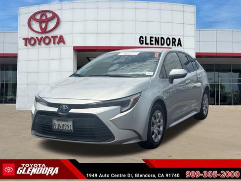 Certified 2025 Toyota Corolla LE w/ Carpet Mat Package (TMS) FWD image 4