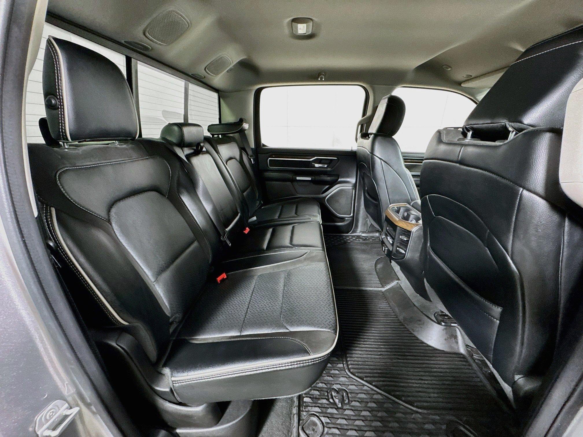 Used 2022 RAM 1500 Laramie AWD/4WD image 25