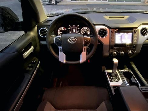 Used 2019 Toyota Tundra SR5 w/ SR5 Upgrade Package RWD image 6