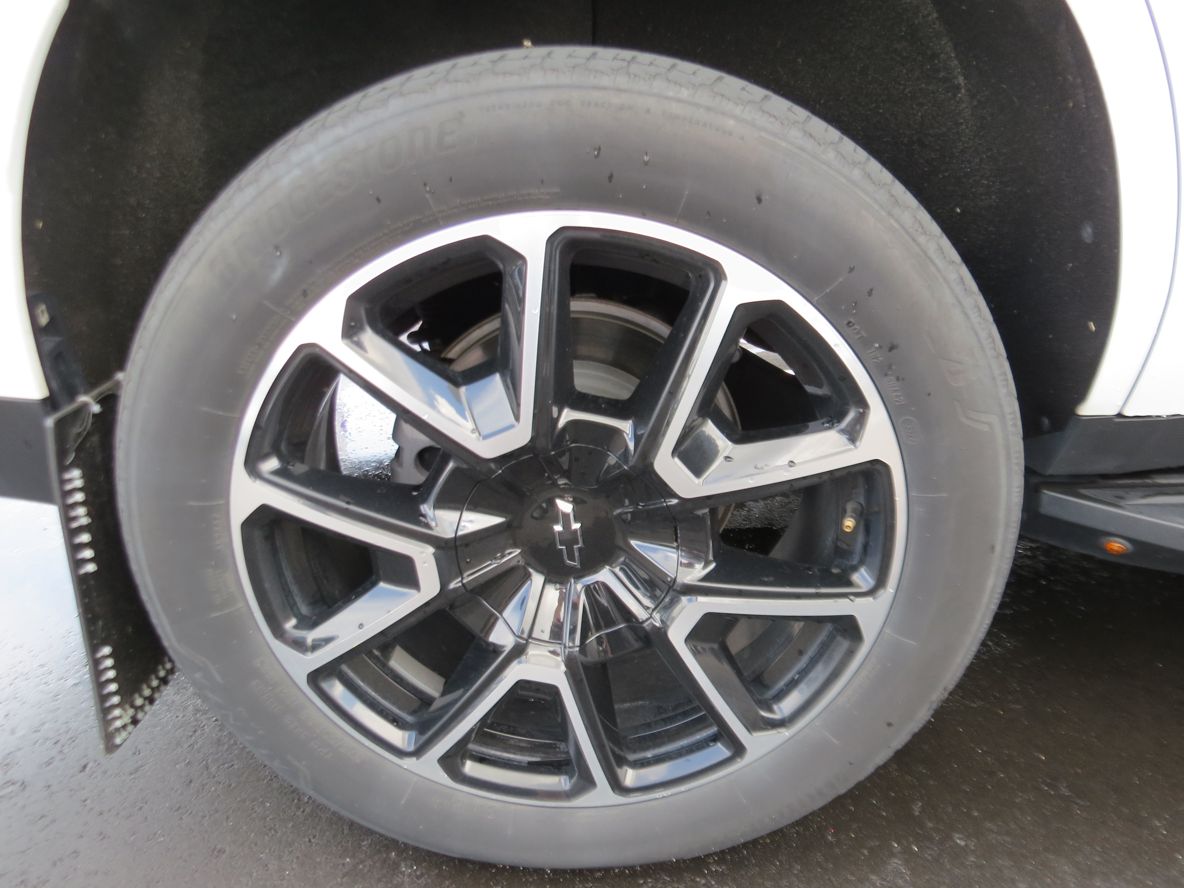 Used 2023 Chevrolet Tahoe RST AWD/4WD image 11