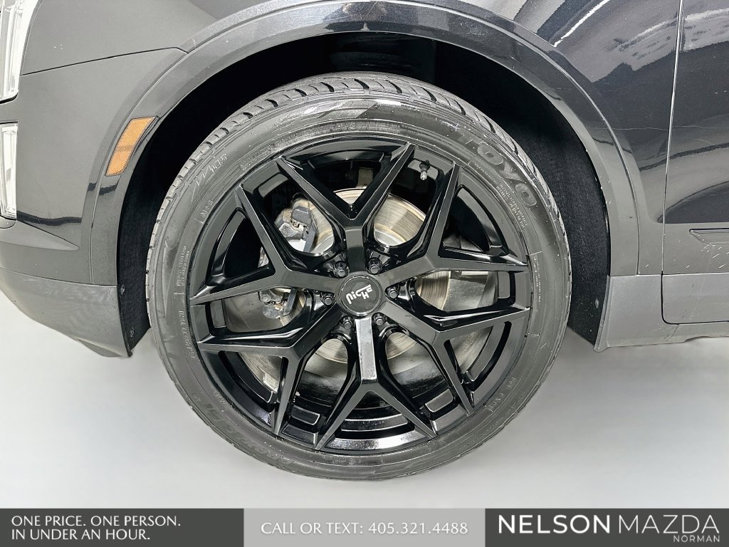 Used 2017 Cadillac XT5 Luxury w/ Driver Awareness Package FWD image 31