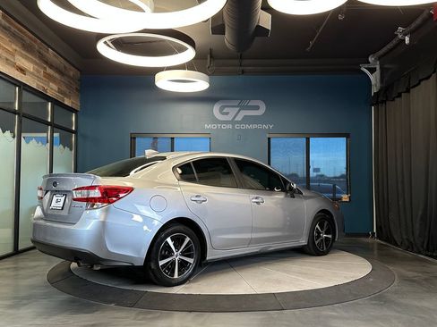 Used 2022 Subaru Impreza 2.0i Premium AWD/4WD image 3