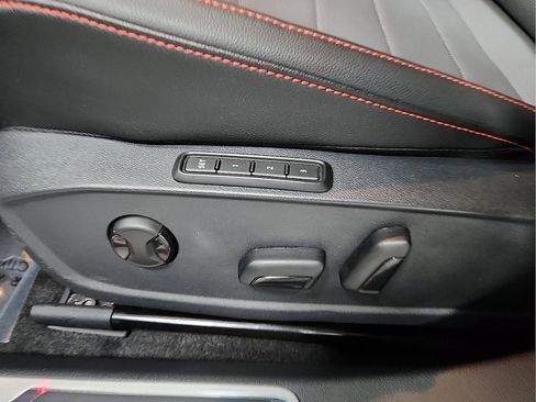 Used 2025 Volkswagen Jetta GLI Autobahn image 12