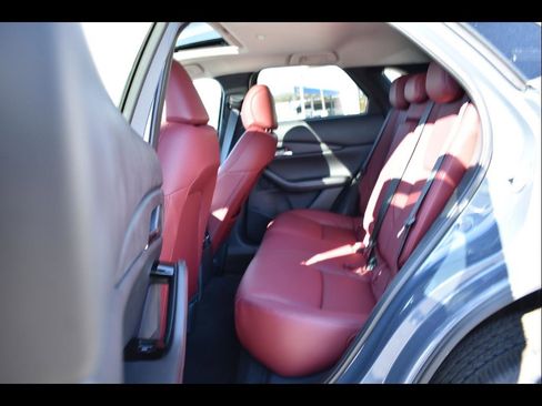 Certified 2025 MAZDA CX-30 AWD 2.5 S w/ Preferred Package image 17