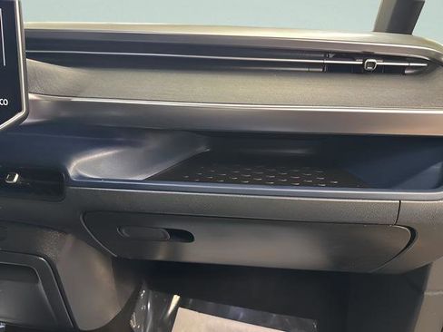 New 2025 Volkswagen ID. Buzz Pro S image 23