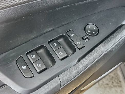 Used 2023 Kia Sportage LX AWD/4WD image 19