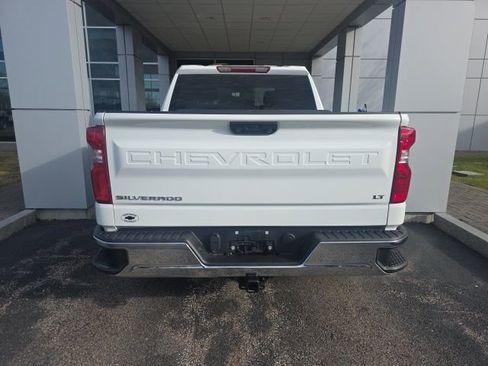 Used 2024 Chevrolet Silverado 1500 LT image 3