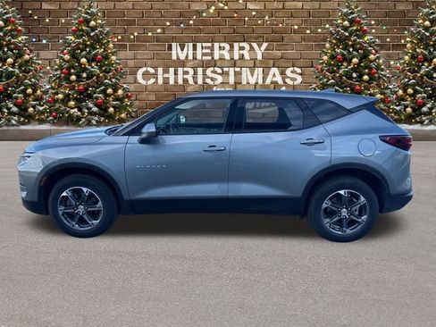 Certified 2025 Chevrolet Blazer LT image 2