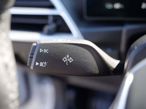 Certified 2025 BMW i4 xDrive40i image 27