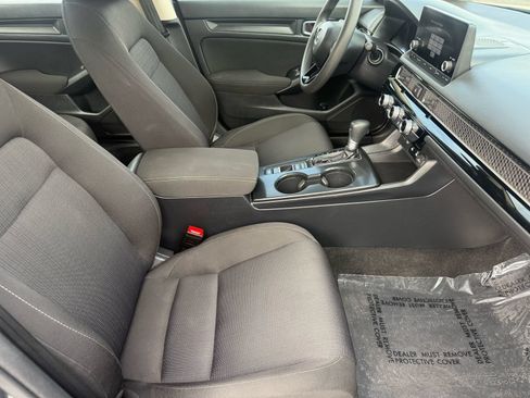 Used 2025 Honda Civic LX image 31