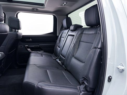 Used 2024 Toyota Tundra Limited image 39