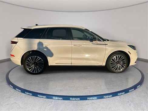 Used 2022 Lincoln Corsair Reserve w/ Equipment Group 201A image 2